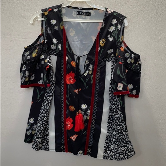 Blouse - Picture 3 of 6